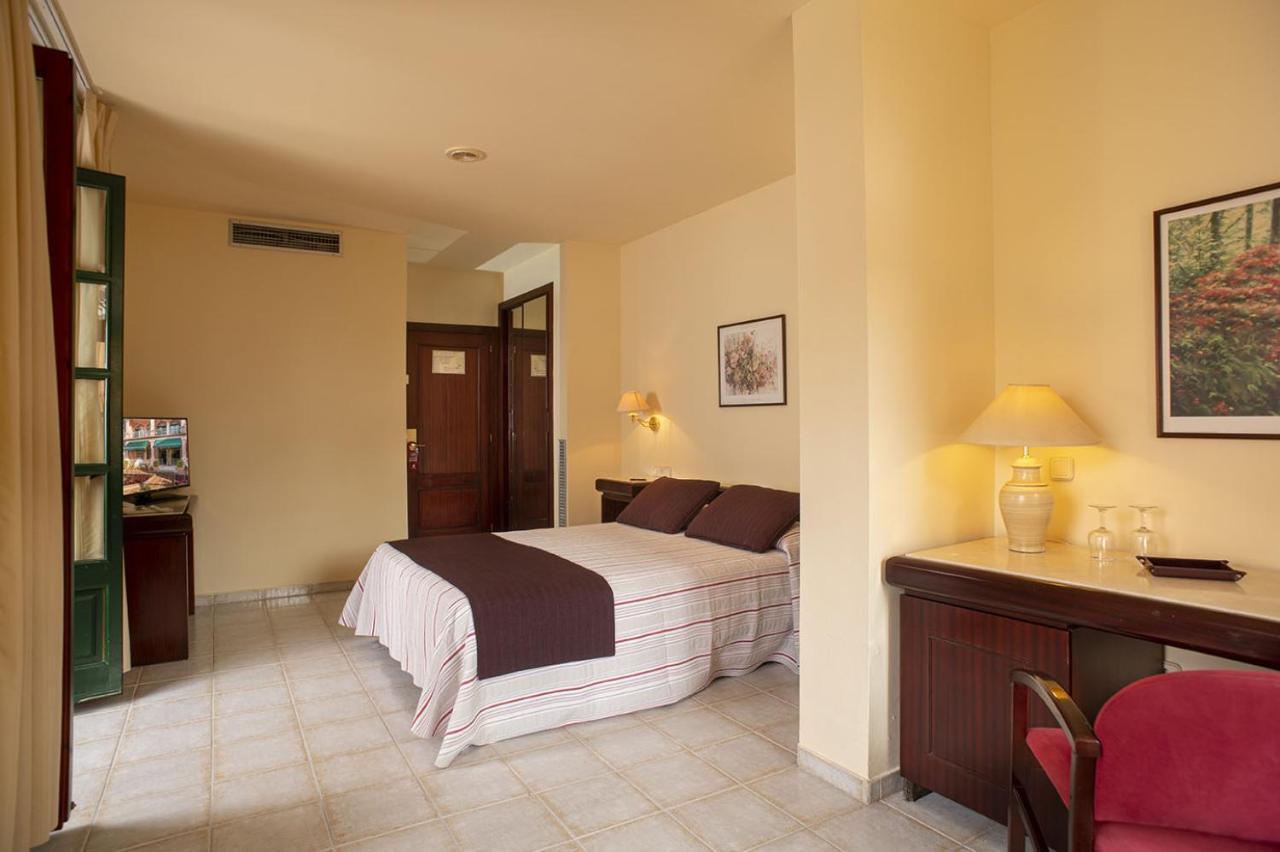 Hotel Guitart Rosa - Adults Only Льорет-де-Мар Экстерьер фото